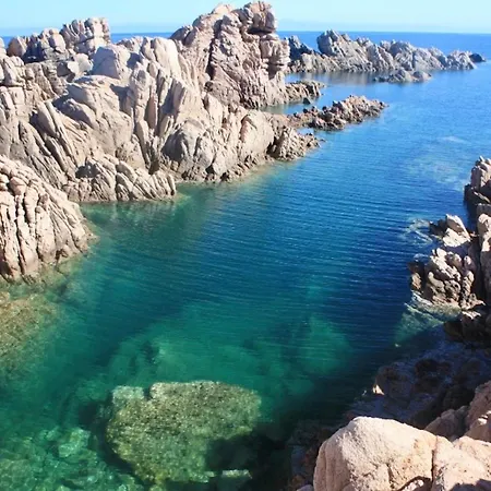 Appartamento 5 Beds With Common Swimming Pool In Costa Paradiso